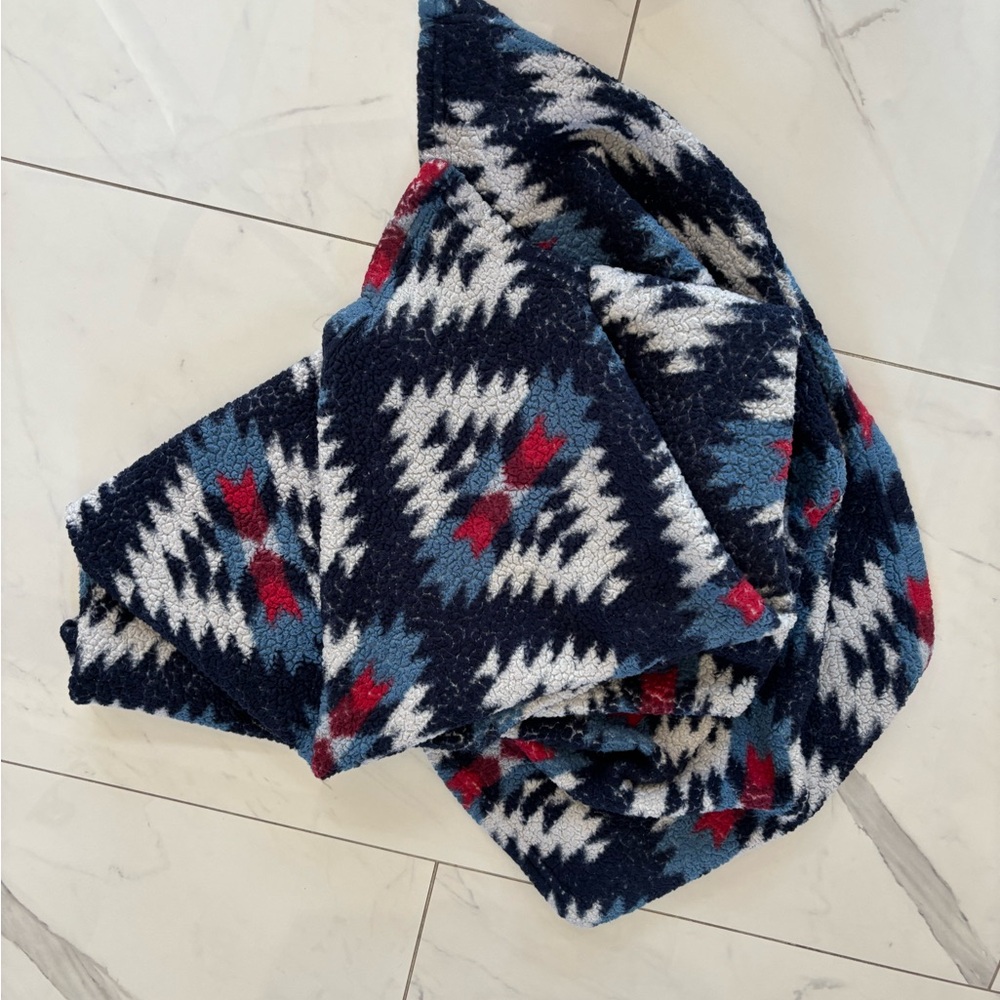 American Eagle Outfitters Navy, White & Red Patterned Throw - Picture 10 of 14